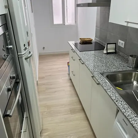 Apartman Cozy Next To Center *