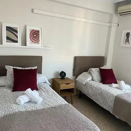 Cozy Next To Center Apartman Sevilla